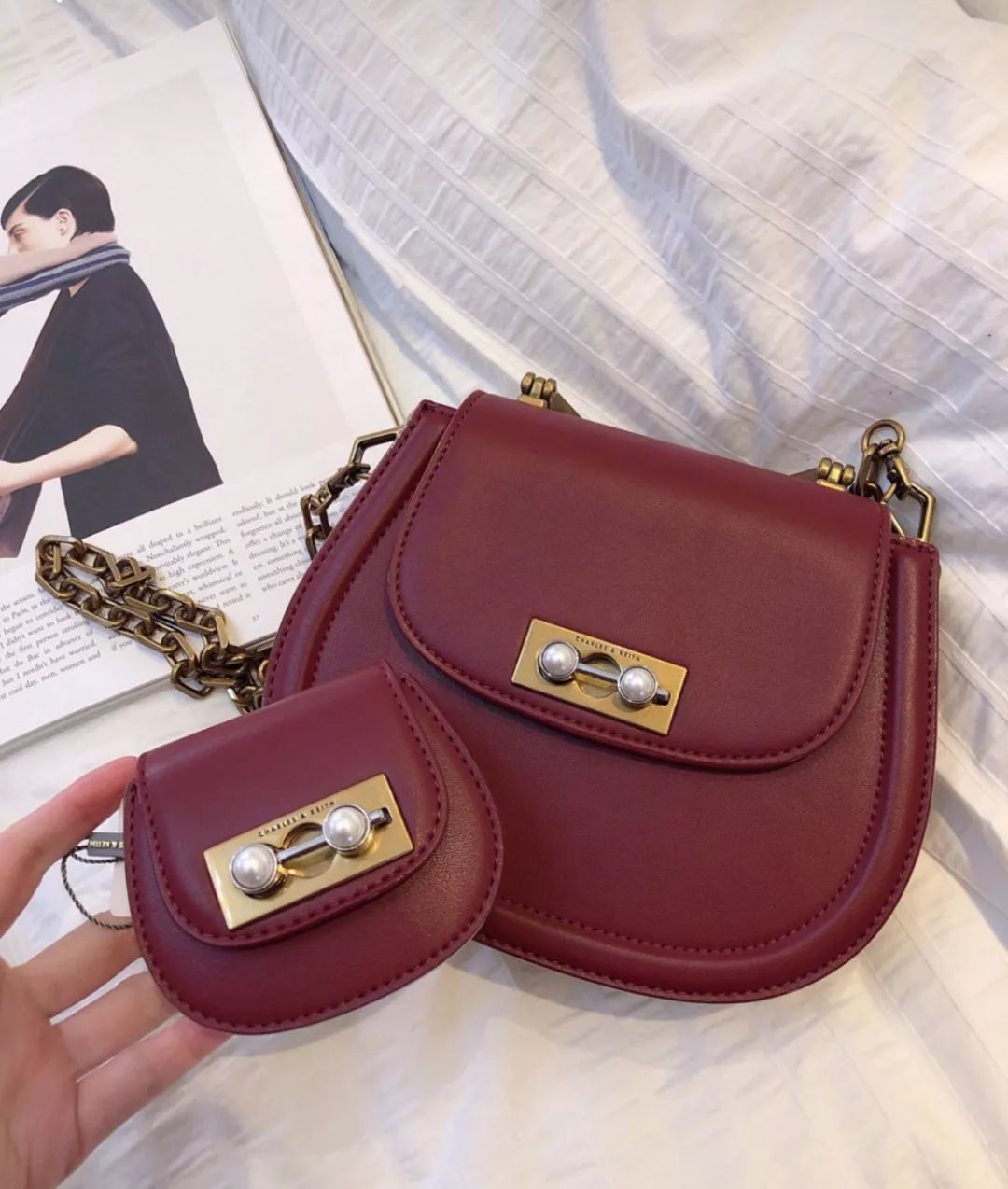 男人女人你们应该如何看待这些包，难道是贫穷限制了我的想象吗？