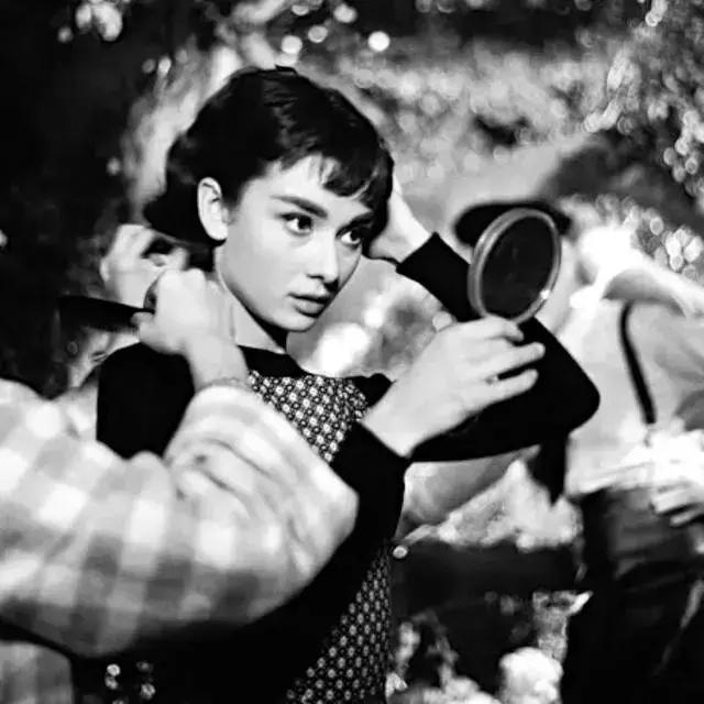 玛丽莲梦露和奥黛丽赫本有多漂亮,奥黛丽赫本和玛丽莲梦露颜值分析