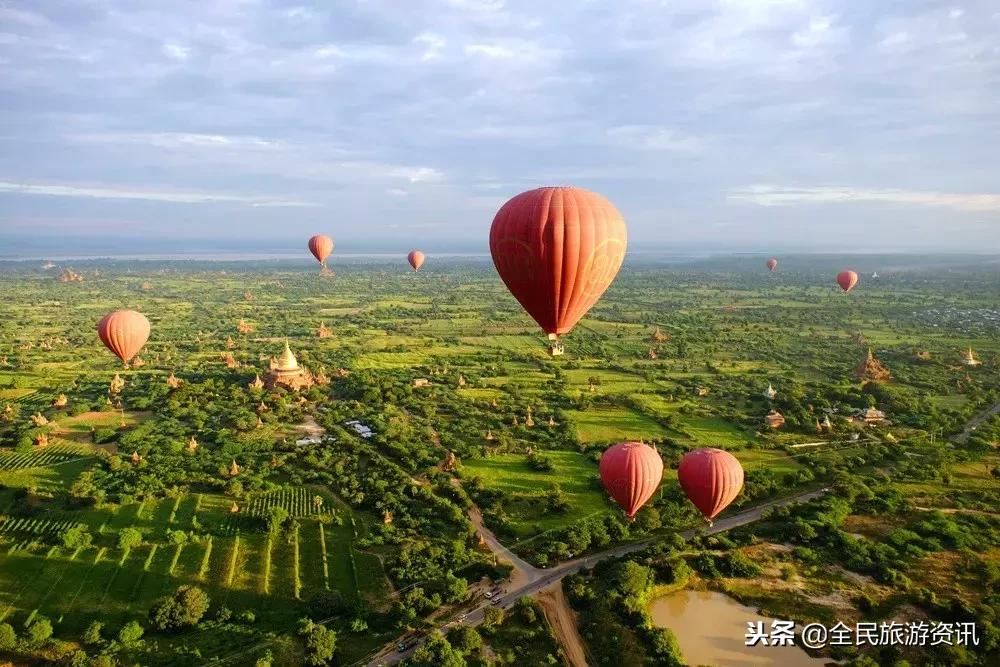 这个藏着绝美海滩和热气球的东南亚小国说走就走！