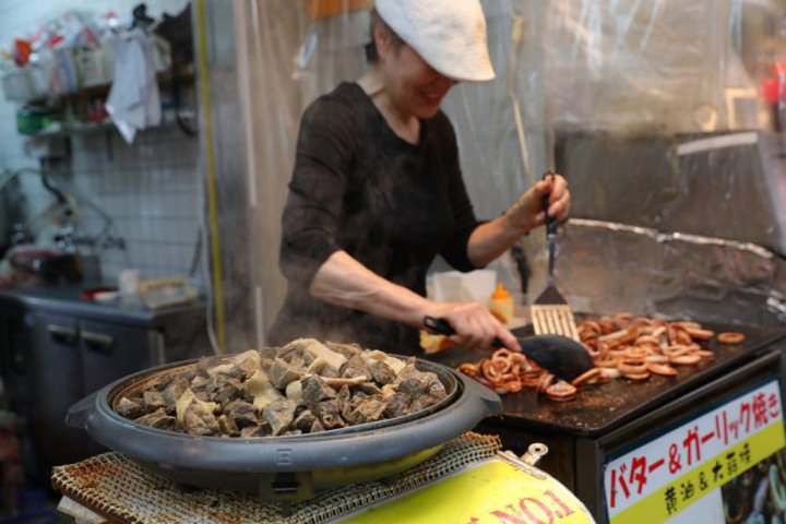 日本大阪黑门海鲜市场,大阪黑门小吃