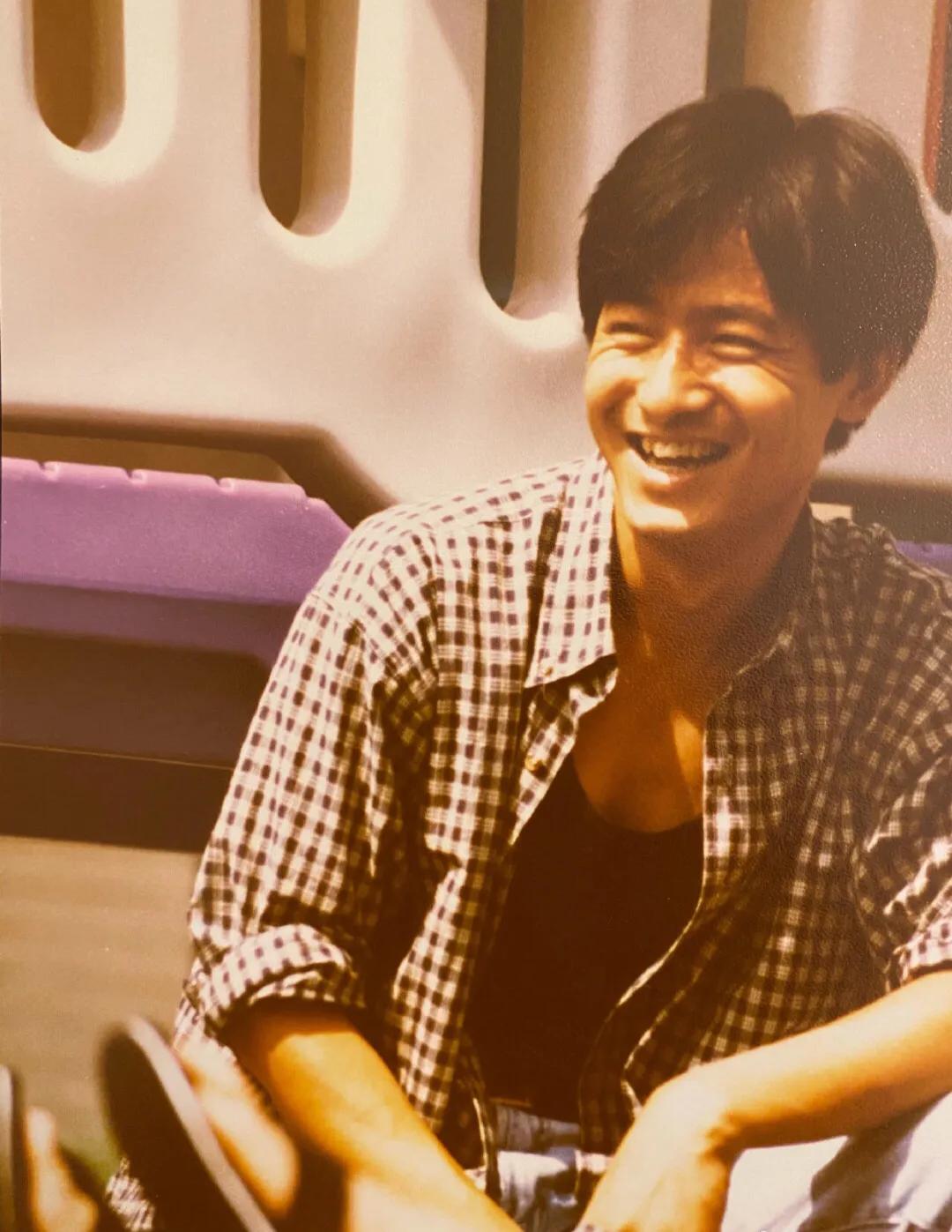 程莉莎老公比儿子重要,程莉莎和丈夫郭晓东甜蜜合影