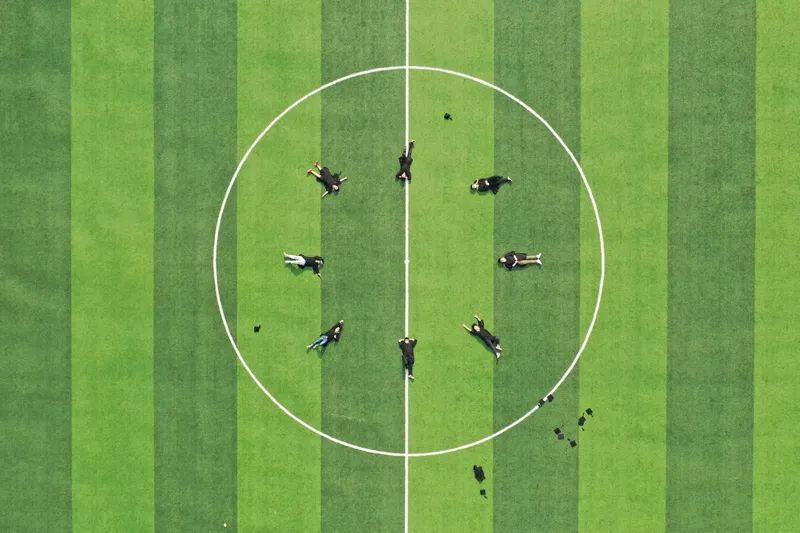 毕业季纸短情长青春永不散场,青春不散场毕业季故事