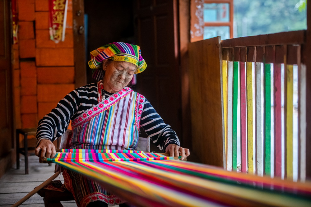 云南少数民族传统文化保护,四川和云南哪个少数民族多