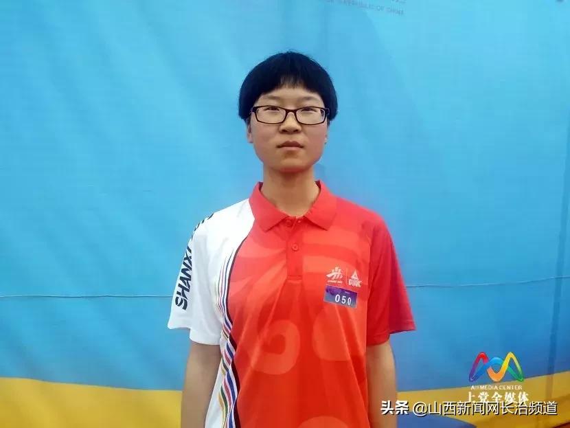 万人空巷见证圣火传递现场！青春的上*党**，激情飞扬