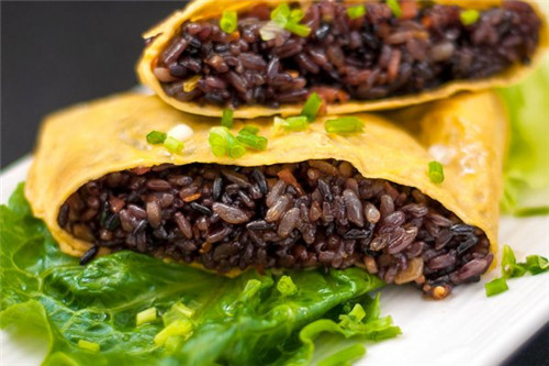 红米黑米黄米一起煮粥功效,红米和黑米紫米有区别吗