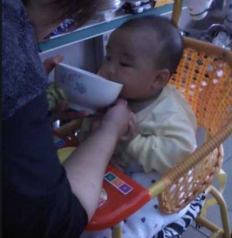 3岁孩子脾胃虚弱积食怎么办,3岁宝宝脾虚积食可以推拿吗