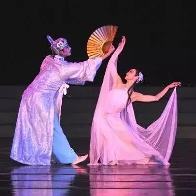 为什么学中国舞要学芭蕾基训,为什么学习中国舞要从基本功开始