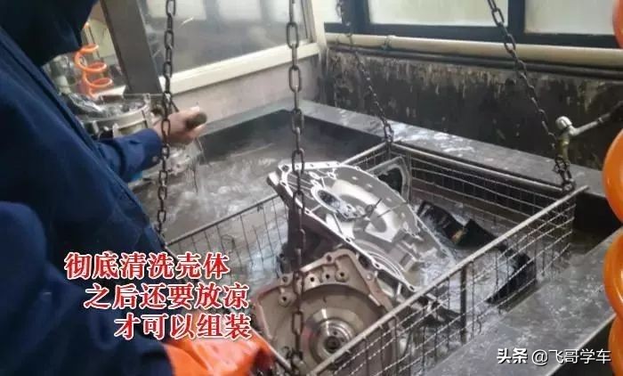 狮跑2.0手动挡车收油加油顿挫原因,起亚狮跑收油顿挫一下是怎么回事