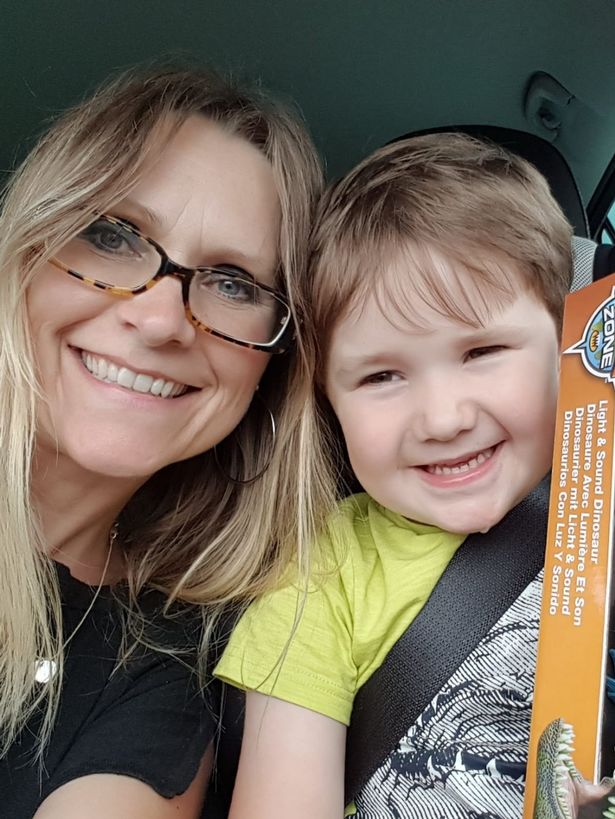 奇迹男孩治愈成功案例图片,奇迹男孩中男孩得的病