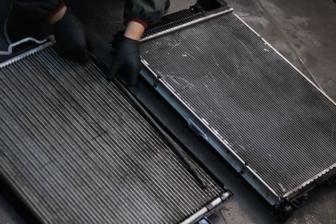 奔驰w221升级新款w222s450外观,老款奔驰w211e260翻新整备