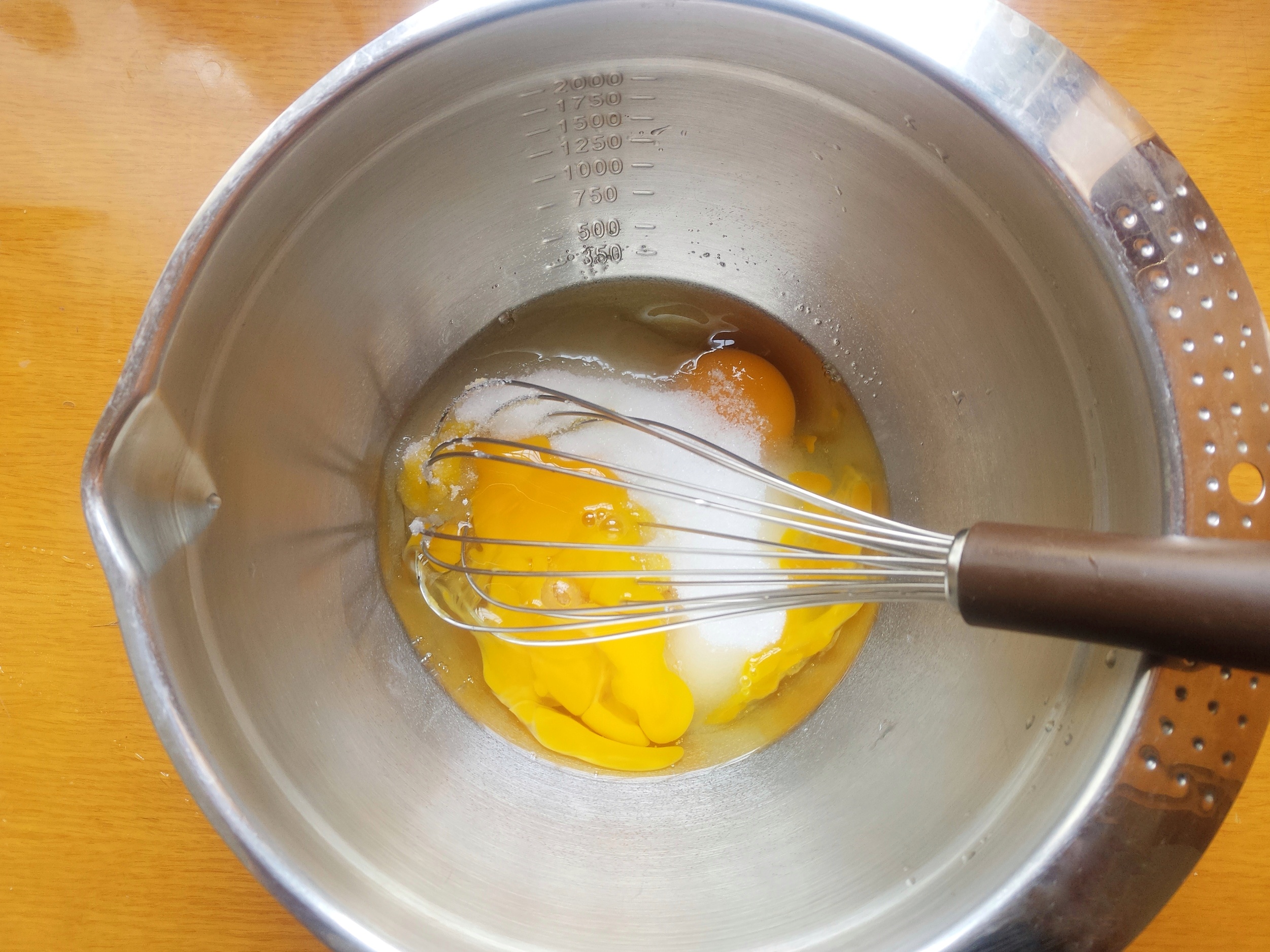 不用打发鸡蛋，也能做出松软可口的小蛋糕，简单易学，成功率超高