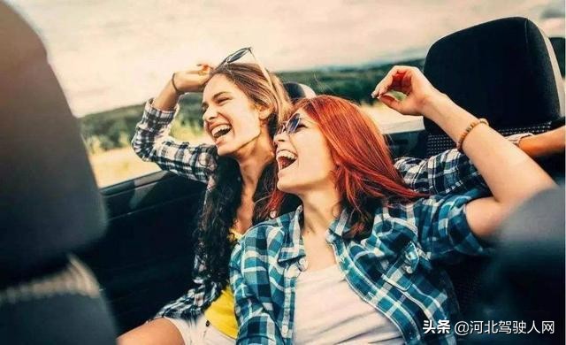 汽车接口有什么妙用,车内插口有什么作用和功能