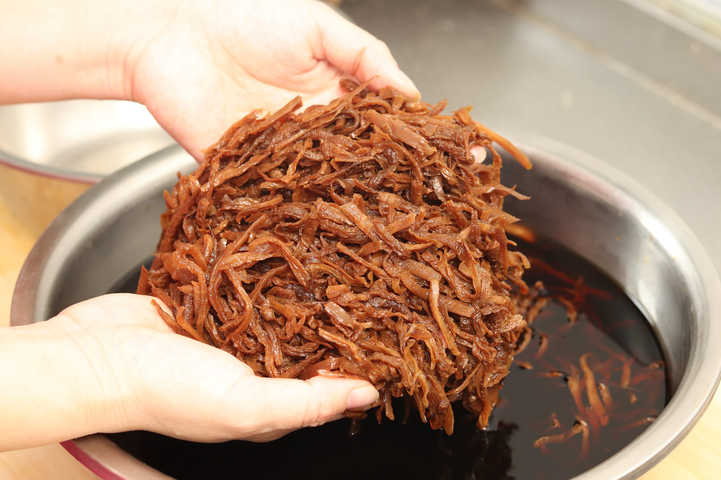 这几种菜晒干更好吃,焯水晒干后马齿菜蒸包子的做法