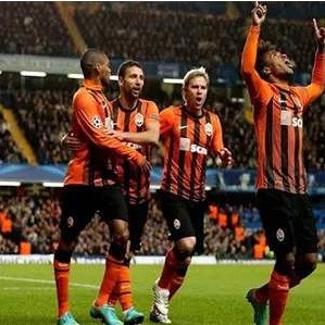 欧冠米兰德比即将开打,欧冠战火重燃大巴黎将对阵皇马