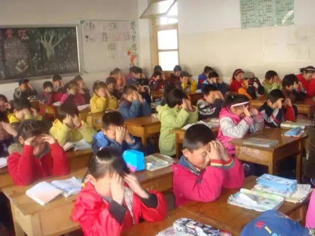 8090年后童年的回忆,8090后的童年回忆作品