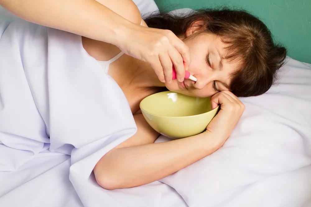 越痒越搔，越搔越痒，怎么办？