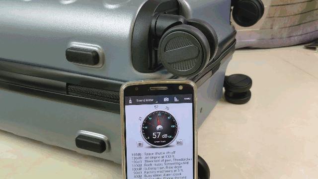 90分七道杠旅行箱体验：商旅两用，推拉更轻松