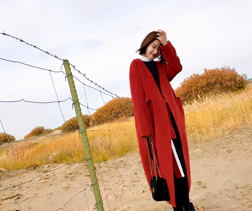 大衣怎么每天护理,毛呢大衣里面穿什么比较保暖