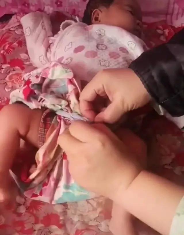 宝妈尿不湿省钱小妙招,宝妈晒尿不湿