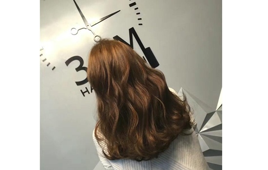 木北造型怎么染头发,想染个深亚麻色怎么调