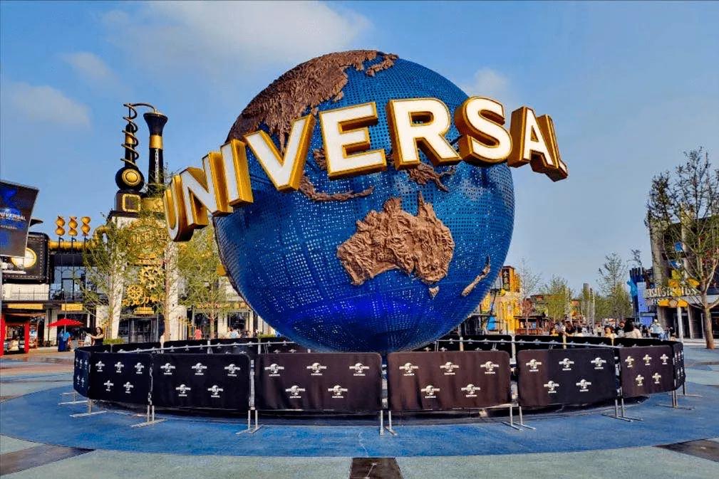 北京环球影城上海迪士尼客流对比,北京环球影城直面上海迪士尼