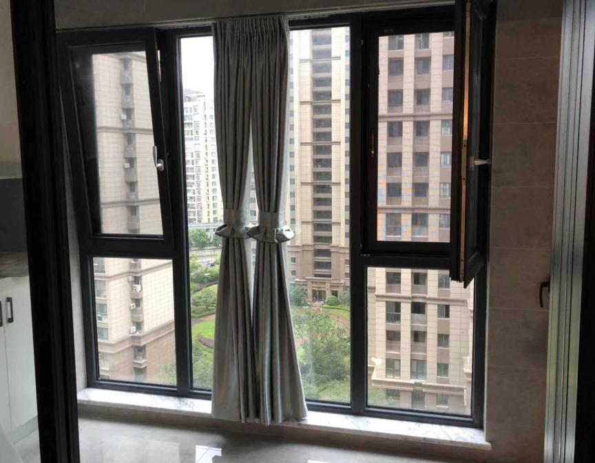 门窗选平开窗好还是推拉窗好,门窗选品牌还是选铝材品牌