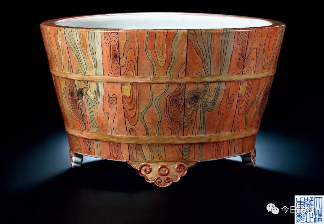 崇庆皇太后庆寿图,崇庆太后万寿图乾隆衮服