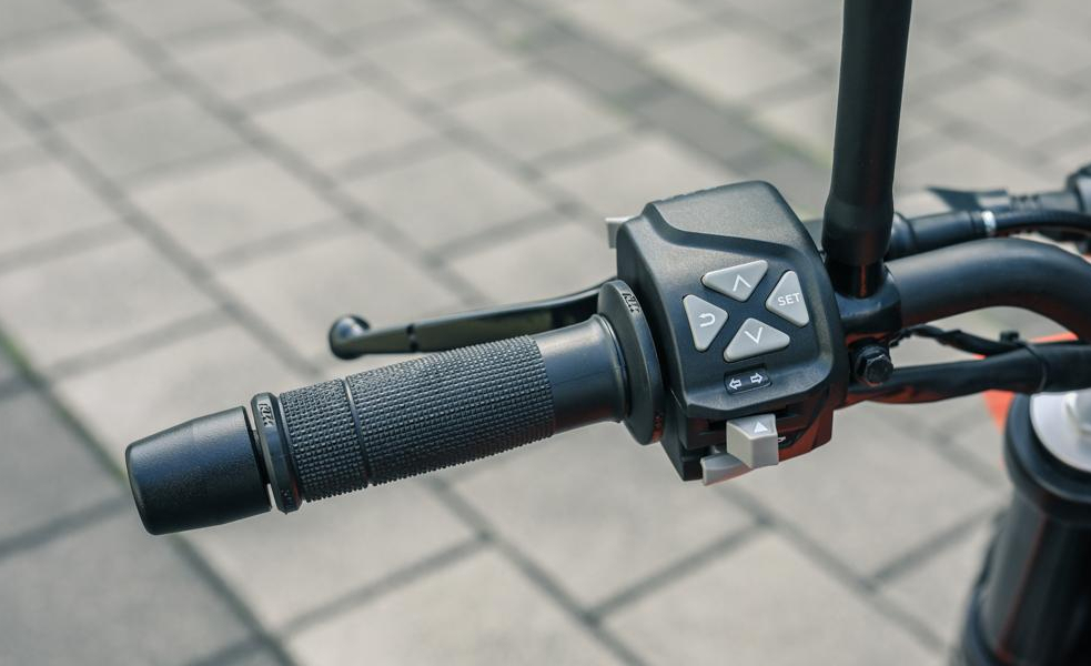 老款ktm390duke动力弱,16款ktm390duke缺点