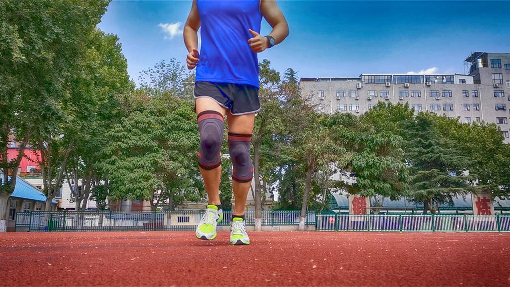 迈克达威防撞护膝测评,迈克达威护膝4200测评