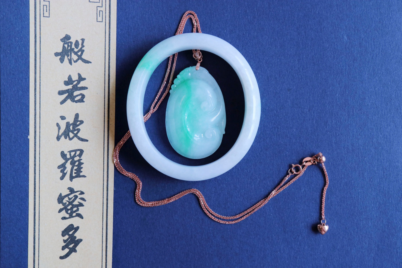 你会戴黄金首饰吗,什么类型的手链可以戴右手