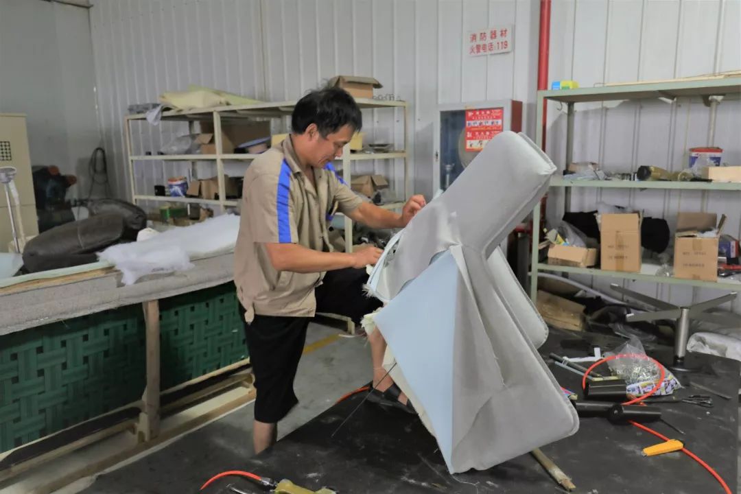 家具卖场内幕,红星美凯龙家具代工厂