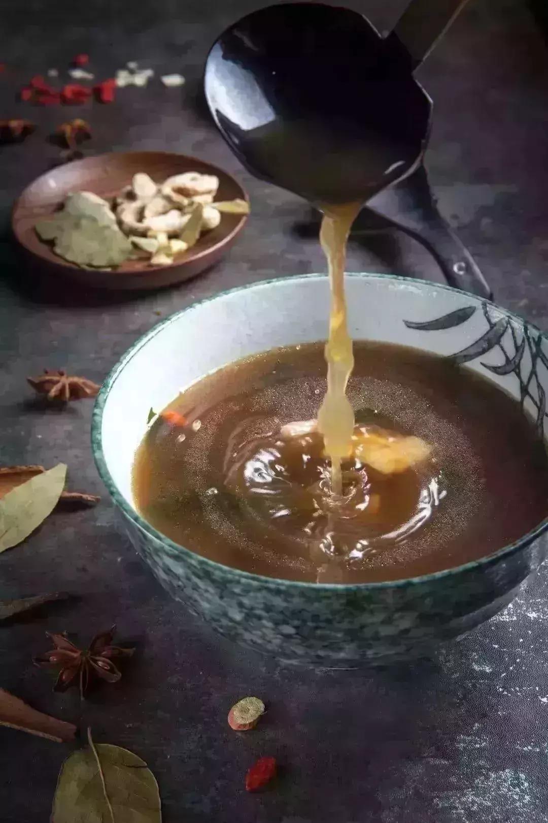 吃货圈无人不晓的《哥老官》终于来郑州了