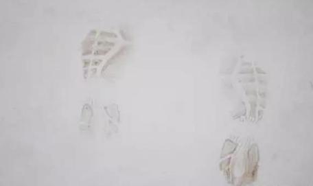 白墙有污渍怎么处理小妙招,如何消除白墙上的污渍