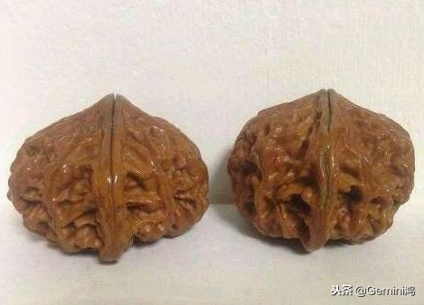 文玩核桃开裂了抹点大蒜行吗,文玩核桃开裂能自己愈合吗