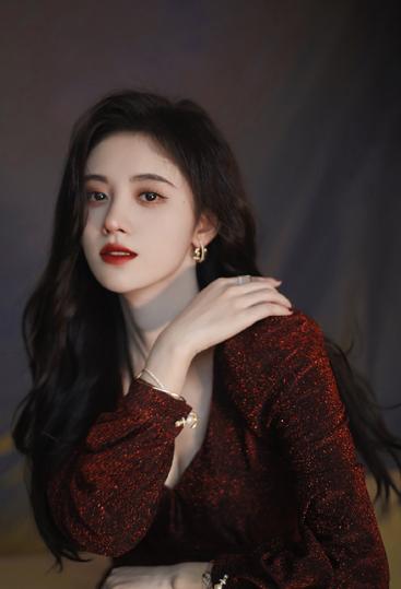 精致发色推荐,女士锁骨发精致发色推荐