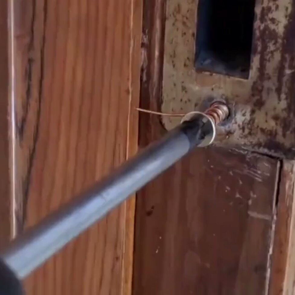 家具安装螺丝孔松了如何补救,家具螺丝钉孔怎么处理