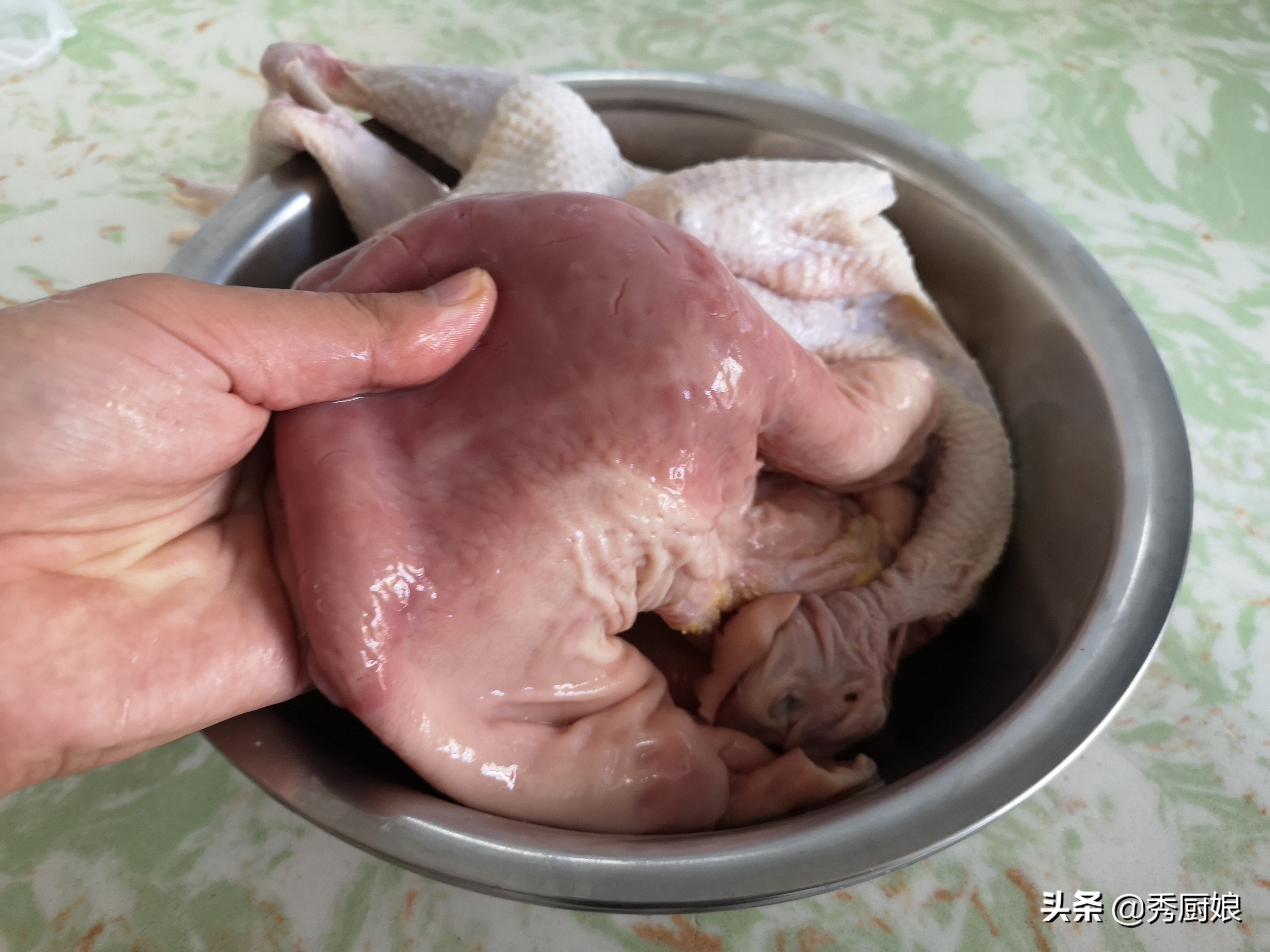 猪大肠、猪小肠、猪肚、猪心、猪肝，怎么清洗才最干净，答案来了