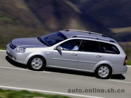 一万左右的预算买什么车？别克凯越旅行版｜学生时代的万元瓦罐