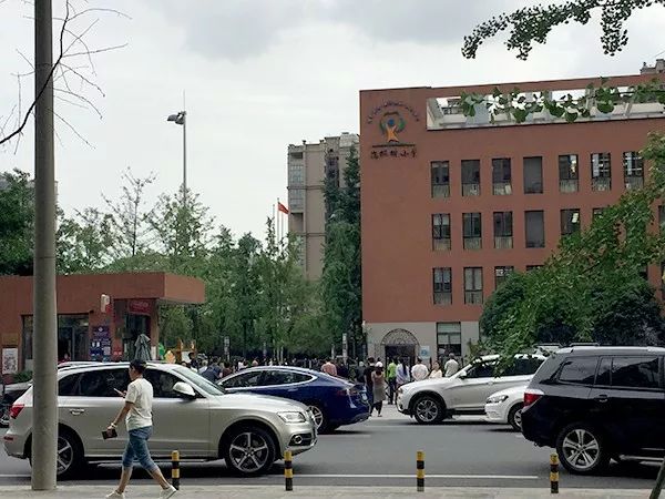 严书记落马记：麻辣婆娘炫官威绿帽川官真悲催