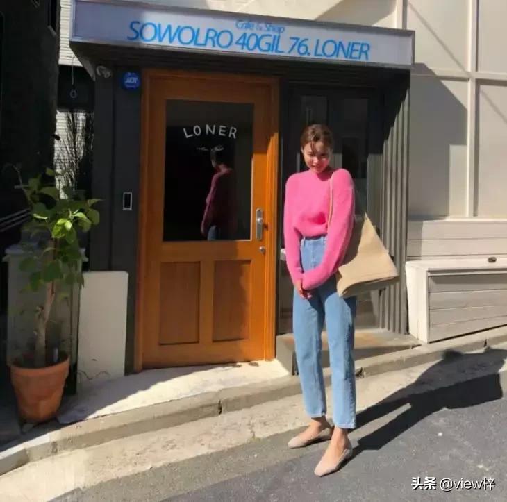 刘雯同款羊毛衫穿搭,初恋风的毛衣