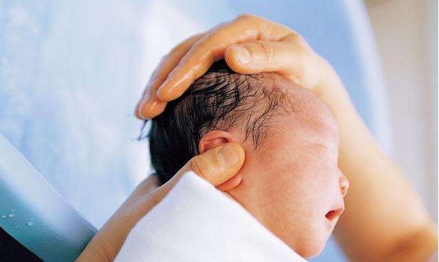 新生儿一直有饥饿感,新生儿饥饿的六个表现图
