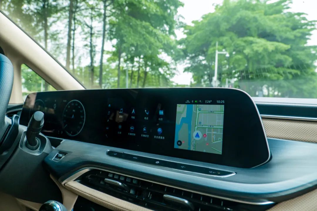 别克gl8es陆尊对比陆上公务舱,试驾gl8es陆尊