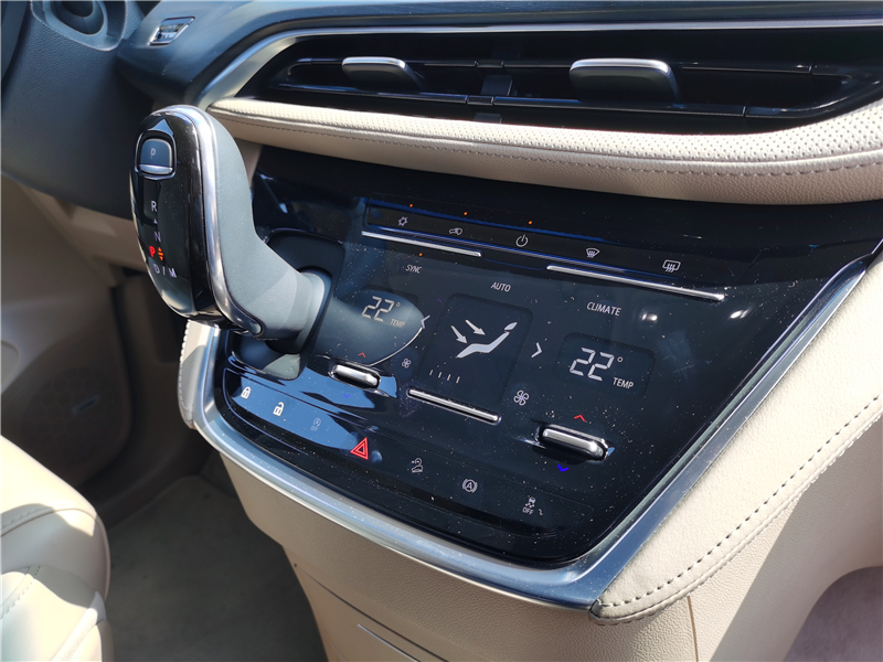 别克gl8和传祺gm8哪个舒服,奔驰v260和别克gl8哪个舒服