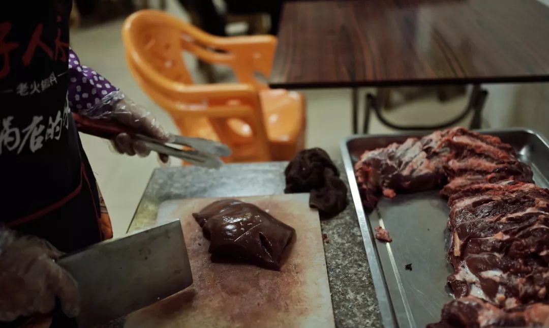 在顺德，如果有一分钟胃空了，算我输