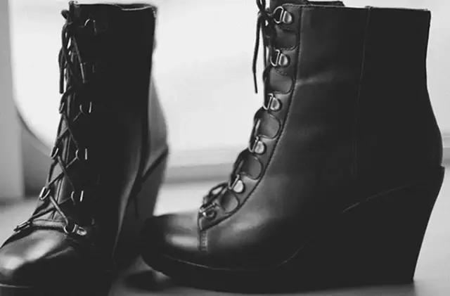 登机安检怎样不尴尬,机场过安检令人印象深刻的事