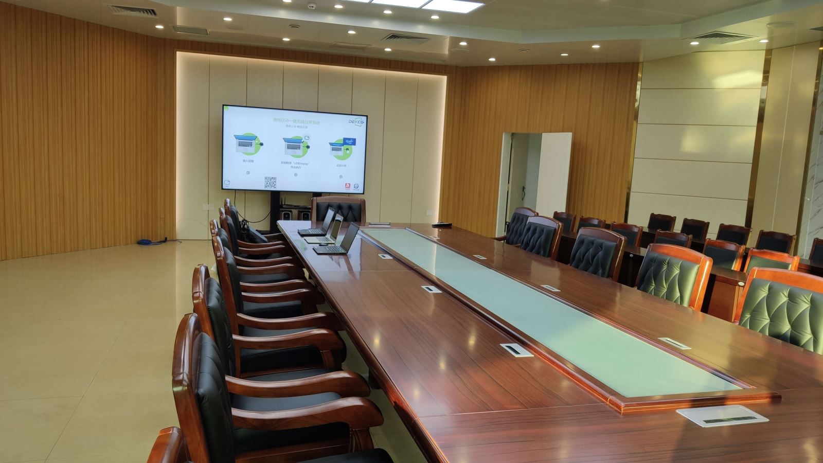 怎么将电脑无线投屏到大屏幕上,win10电脑怎么无线投屏到电视机