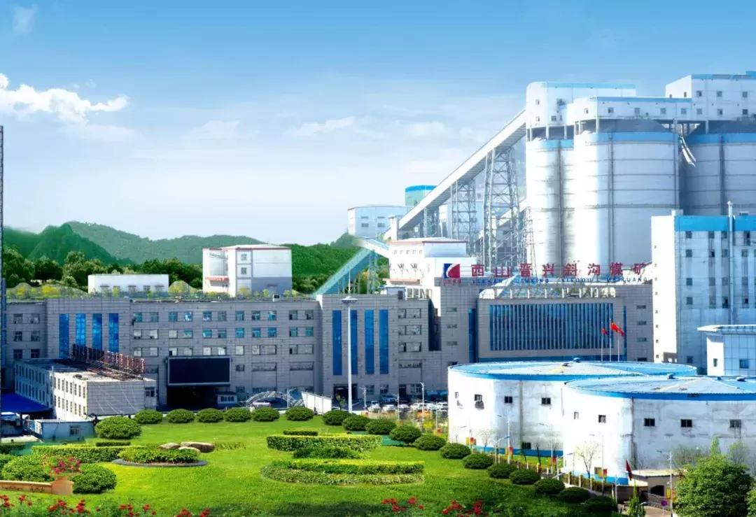 一年一度迎春节送春联活动,年越来越近又到写春联的日子