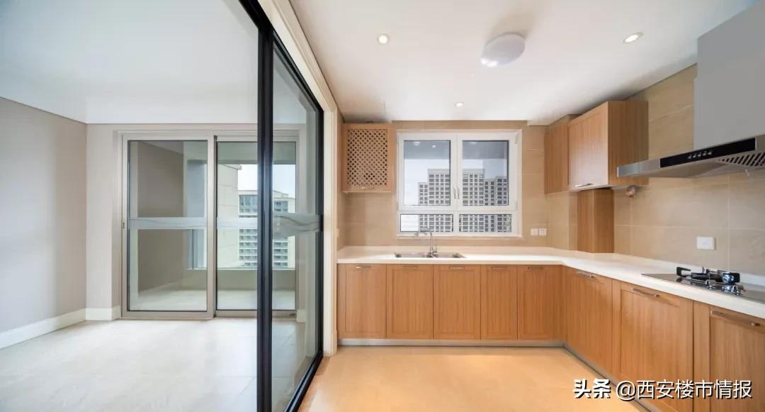 融创大盘交付效果图,曾经开发商抢破头的地王