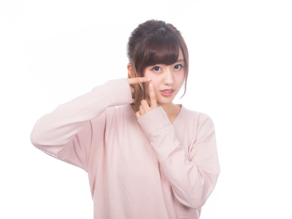 一招搞定闷痘的小妙招,快速去除闷痘的方法