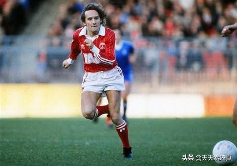 欧洲足球先生历届前十,欧洲足球先生前三名